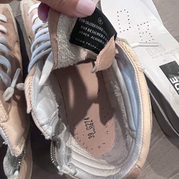 Golden Goose slides 39 - Picture 9 of 11